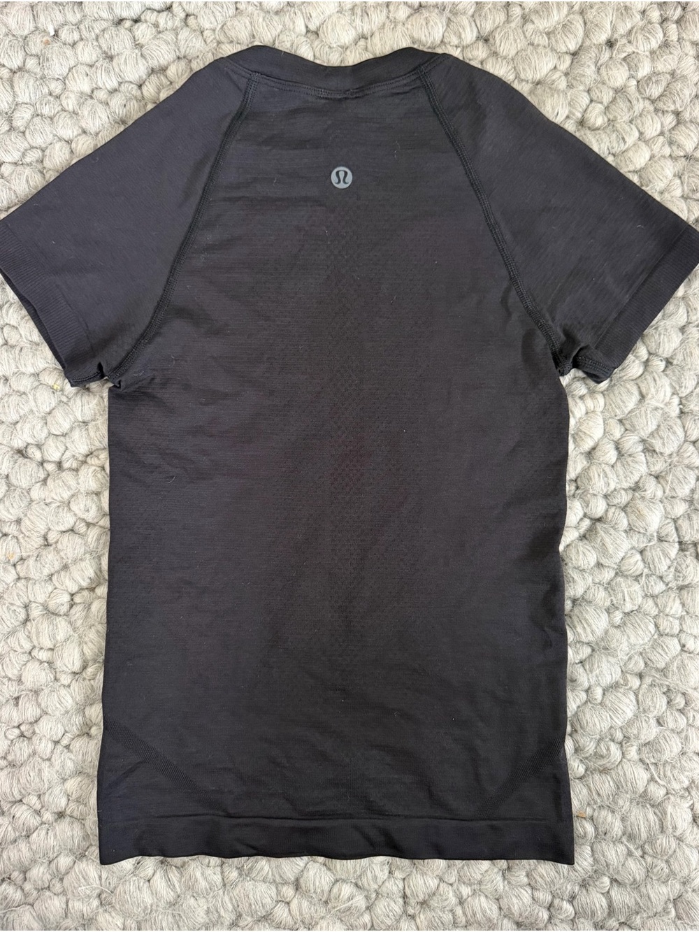 Lululemon in Swiftly Tech Short-Sleeve Shirt - Picture 2 of 2